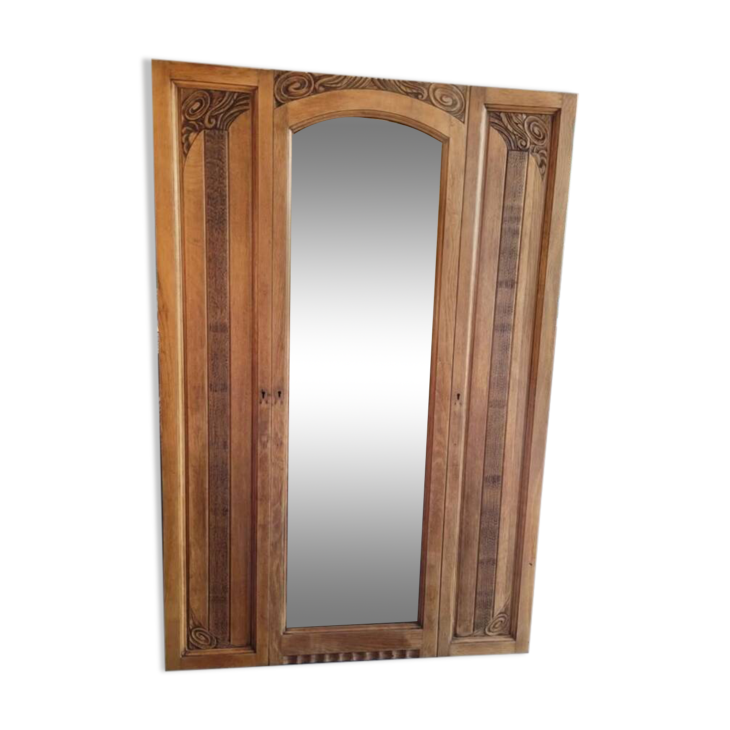 Large antique mirror to put down