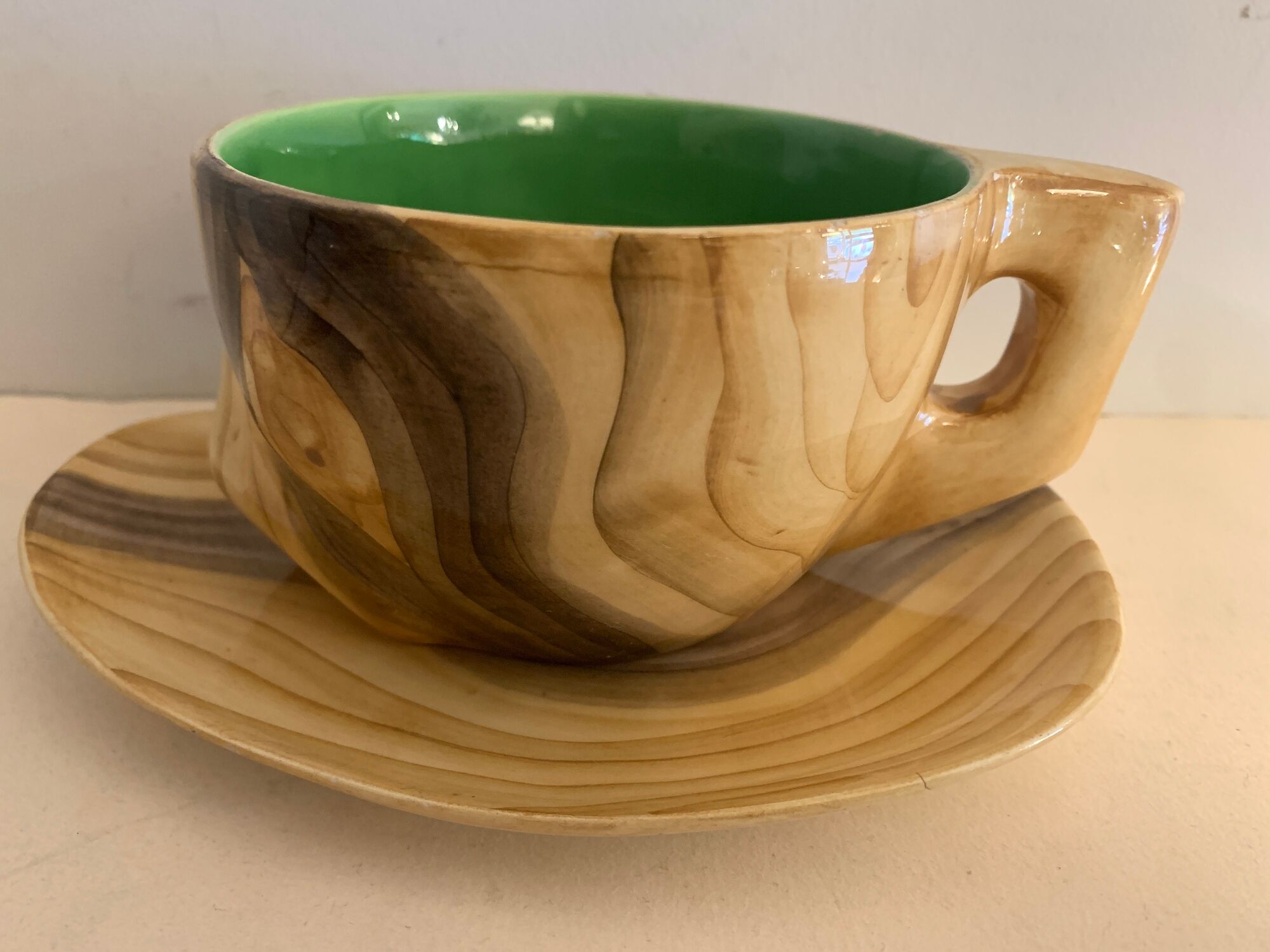Cup and under cup in the taste of Grandjean Jourdan, height 8 cm