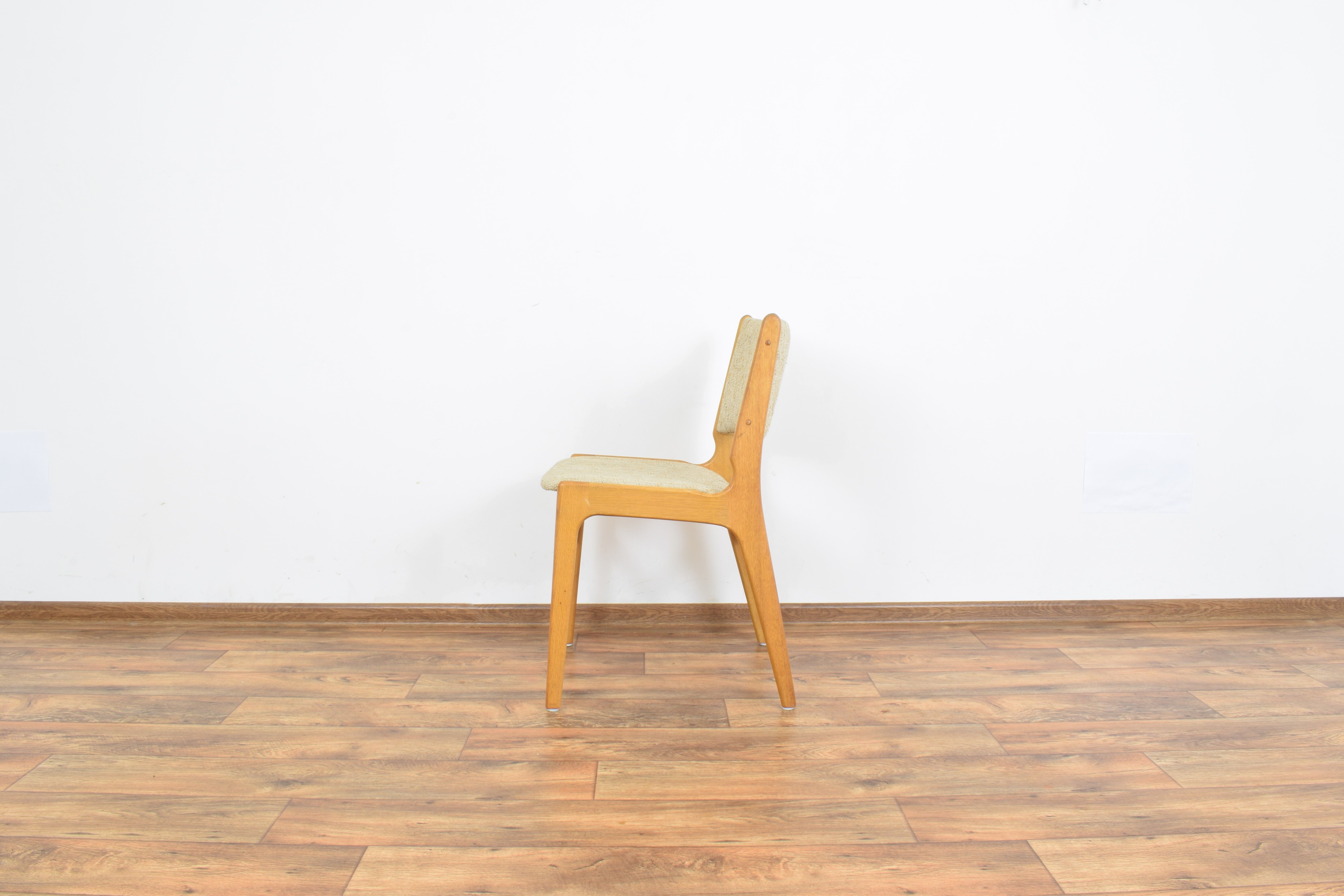 Chaises de salle à manger danoises du milieu du siècle par E. Buch, années 1960, ensemble de 4