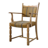 Fauteuil brutaliste en chêne massif danois vintage, style Henning Kjærnulf, années 1960.