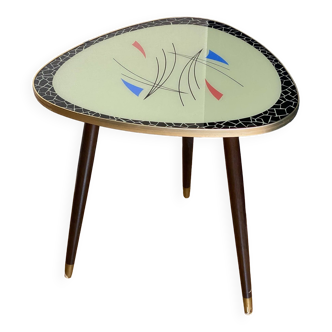 Table basse triangulaire avec plateau en verre vintage