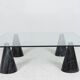 Massimo/Lella Vignelli. Dans le style de. Table basse, marbre, Italie, années 1980.