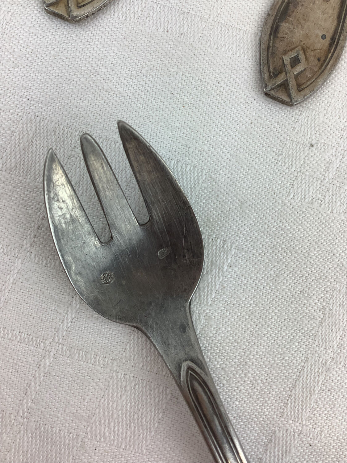 9 art deco style dessert forks