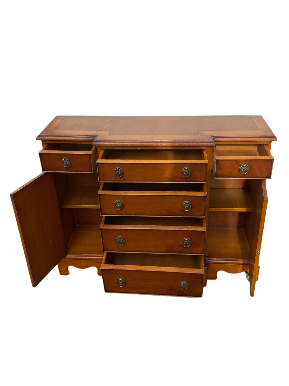 Small enfilade/server/buffet in English Empire style.