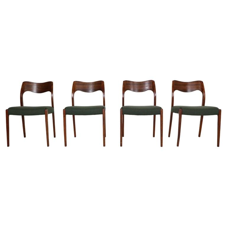 4 chaises Niels Møller « Modèle- 71 » palissandre & tissu 1951