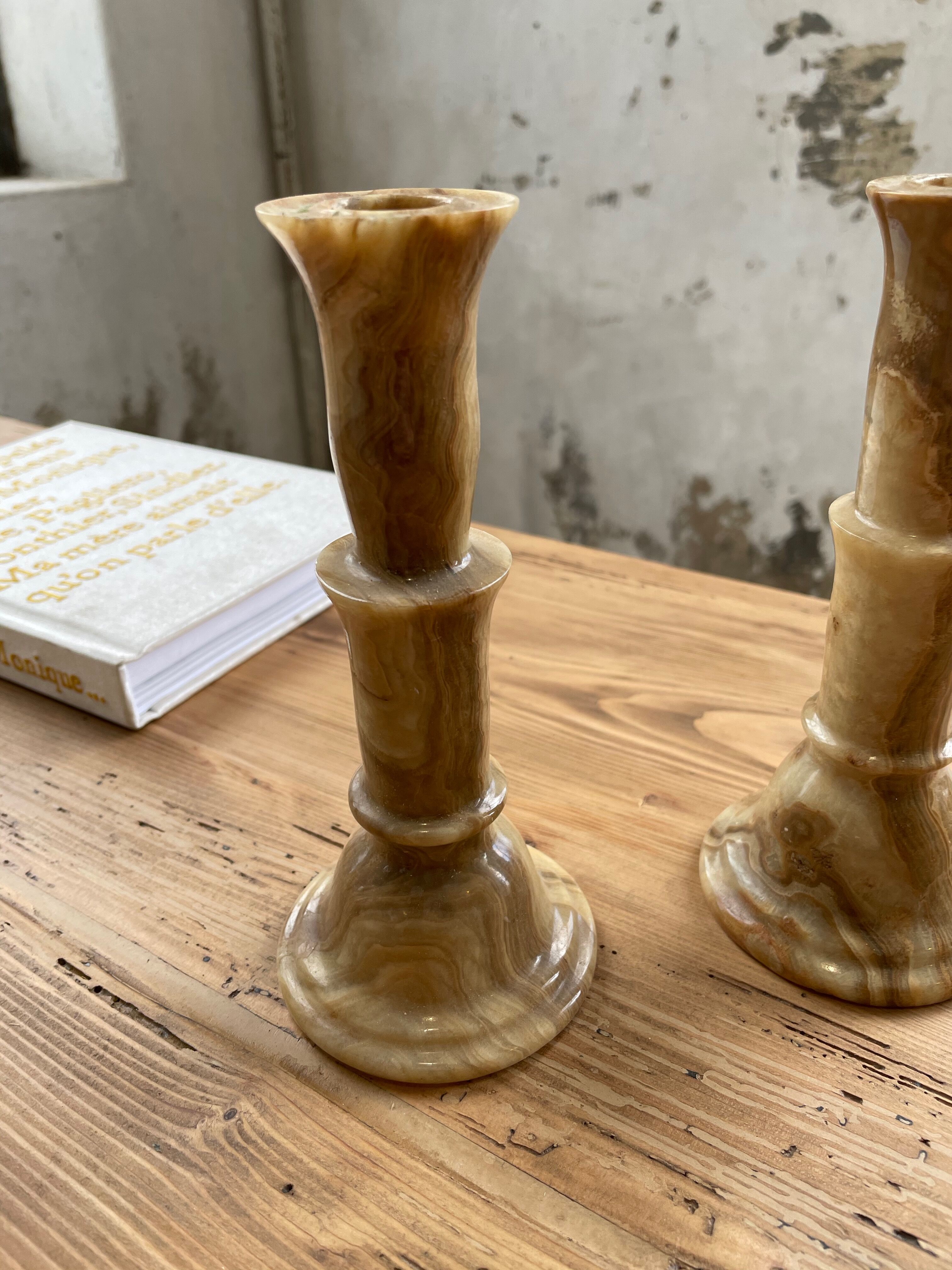 Set 2 old onyx candlesticks