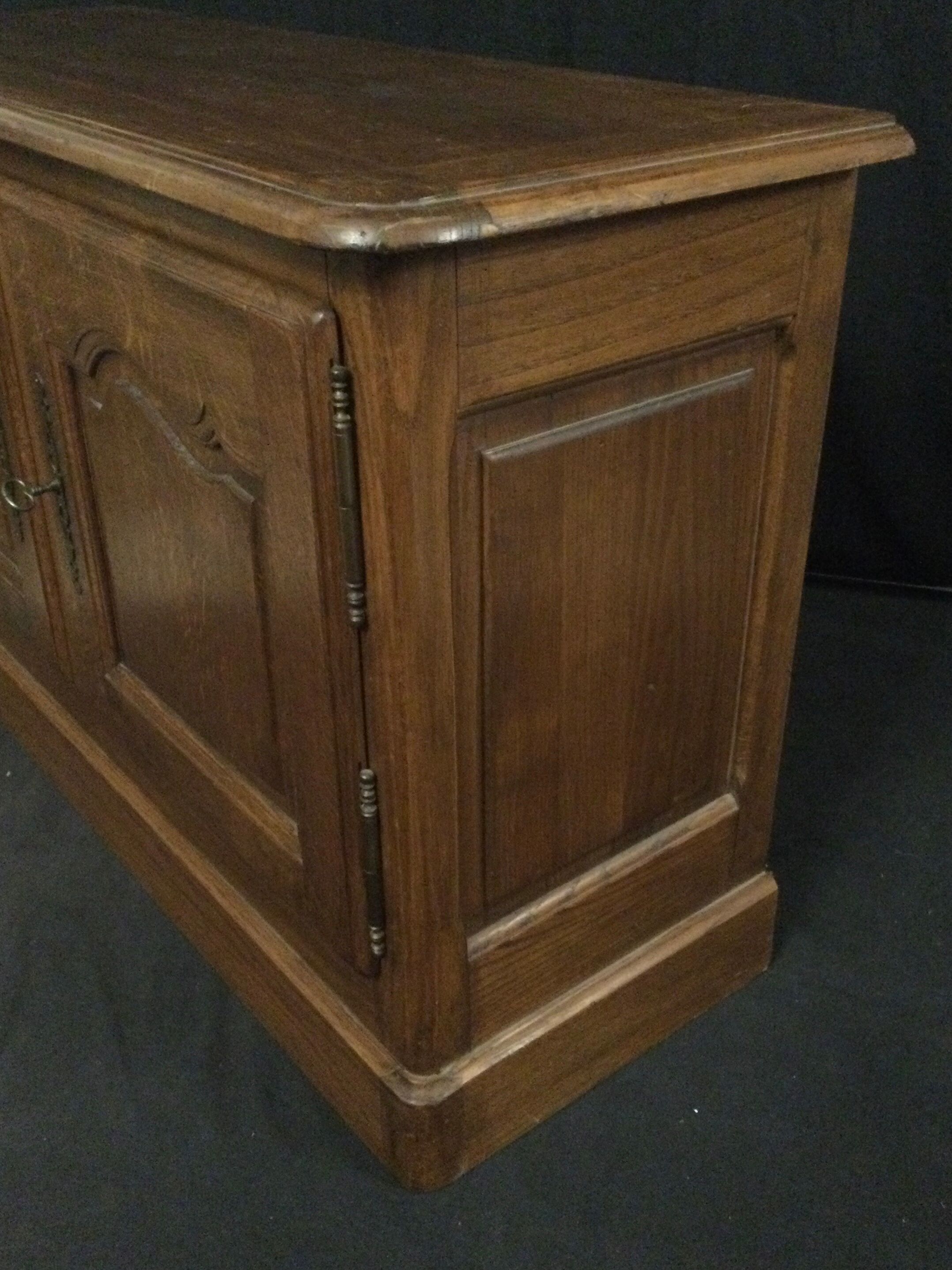 Buffet bas deux portes meuble tv
