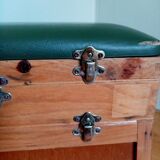 Fishing stool chest in wood and green skaï
