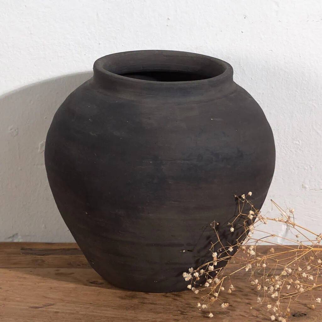 Ancient oriental vase (c.1900) #5