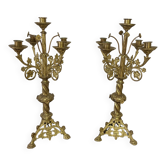 Paire d'anciens candélabres d'autel en laiton doré du XIX ème