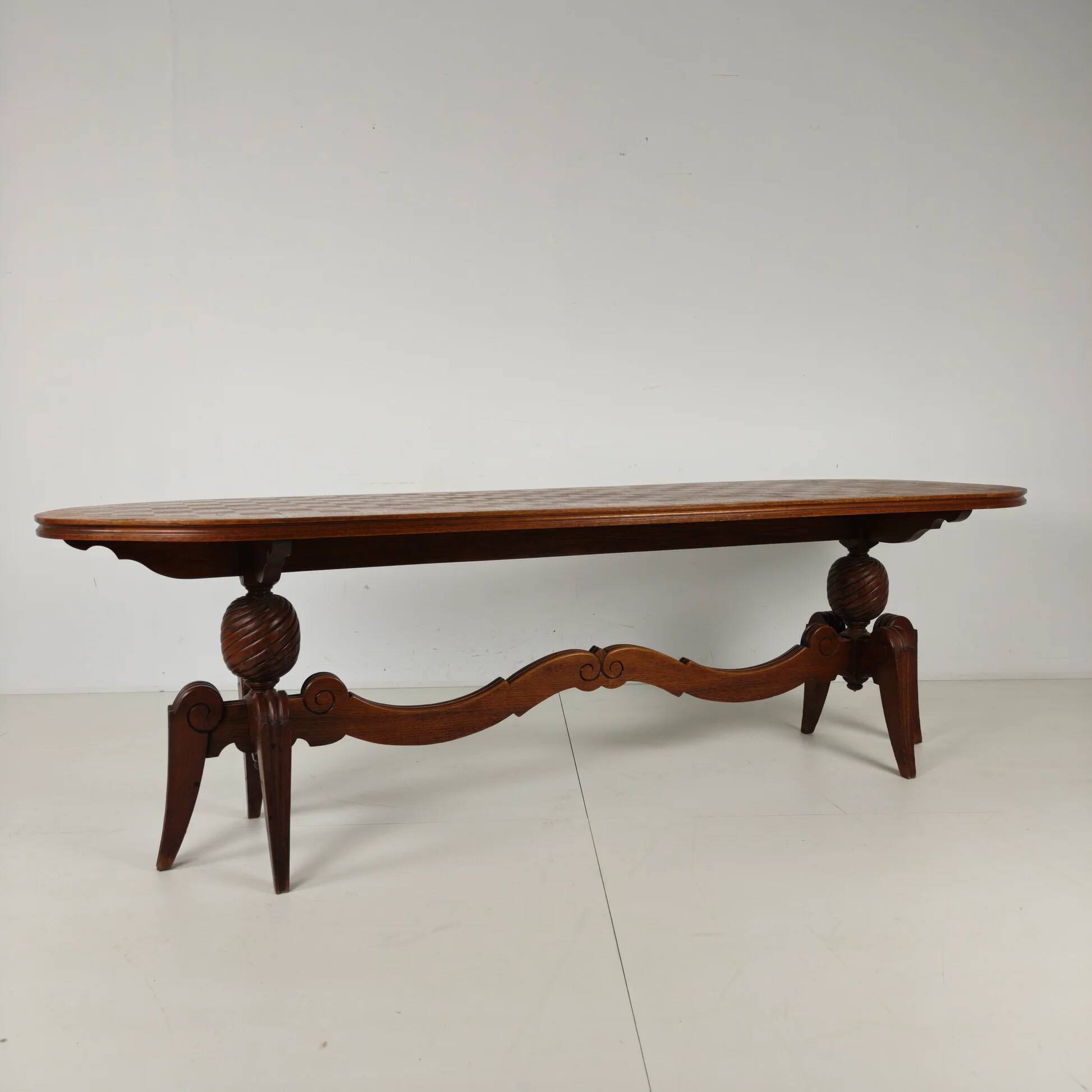 1920s Belgian Art Deco oak parquetry dining table
