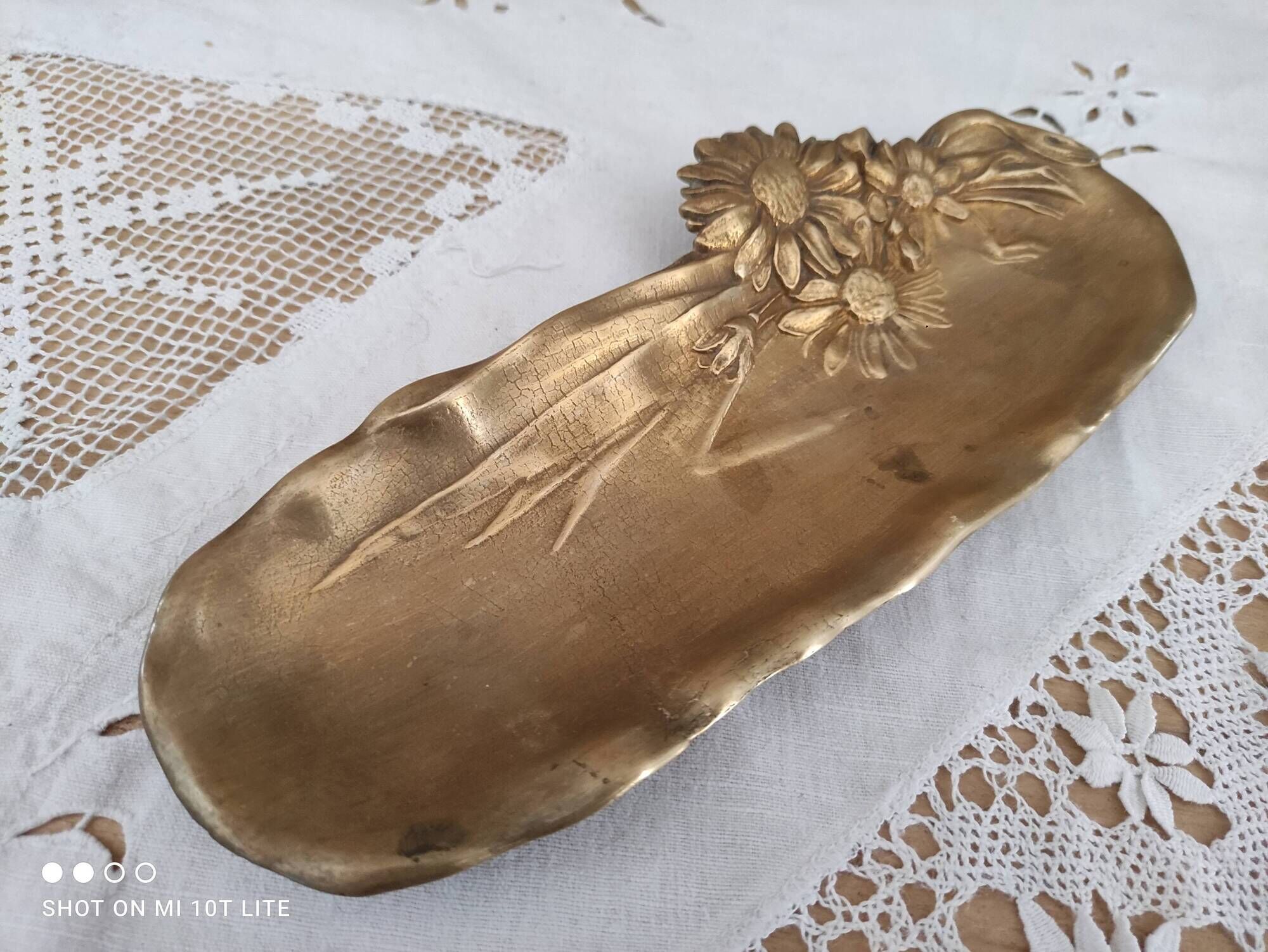 Vide-poches en laiton massif art nouveau