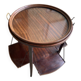 Pedestal table