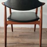 Lot 6 Scandinavian armchairs Erik Kirkegaard FK67 – Glostrup Møbelfabrik