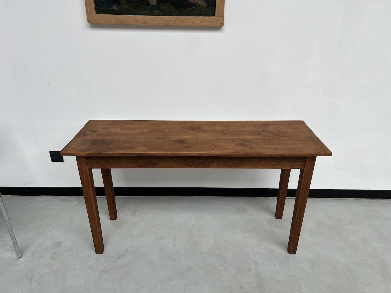 Small old console in solid oak, with spindle legs