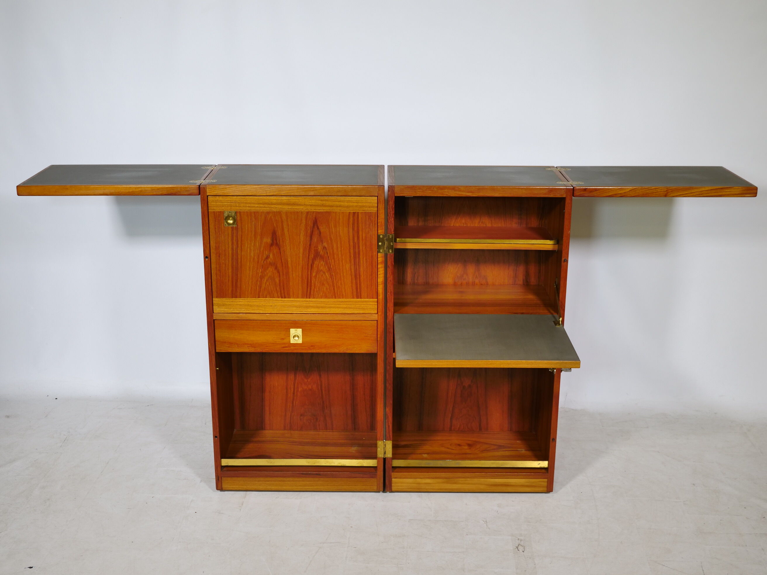 Mid Century Teak Captain's Bar by Reno Wahl Iversen for Skovby, 1960s