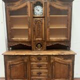 Provencal buffet in solid walnut Two-body buffet with pendulum 19th century