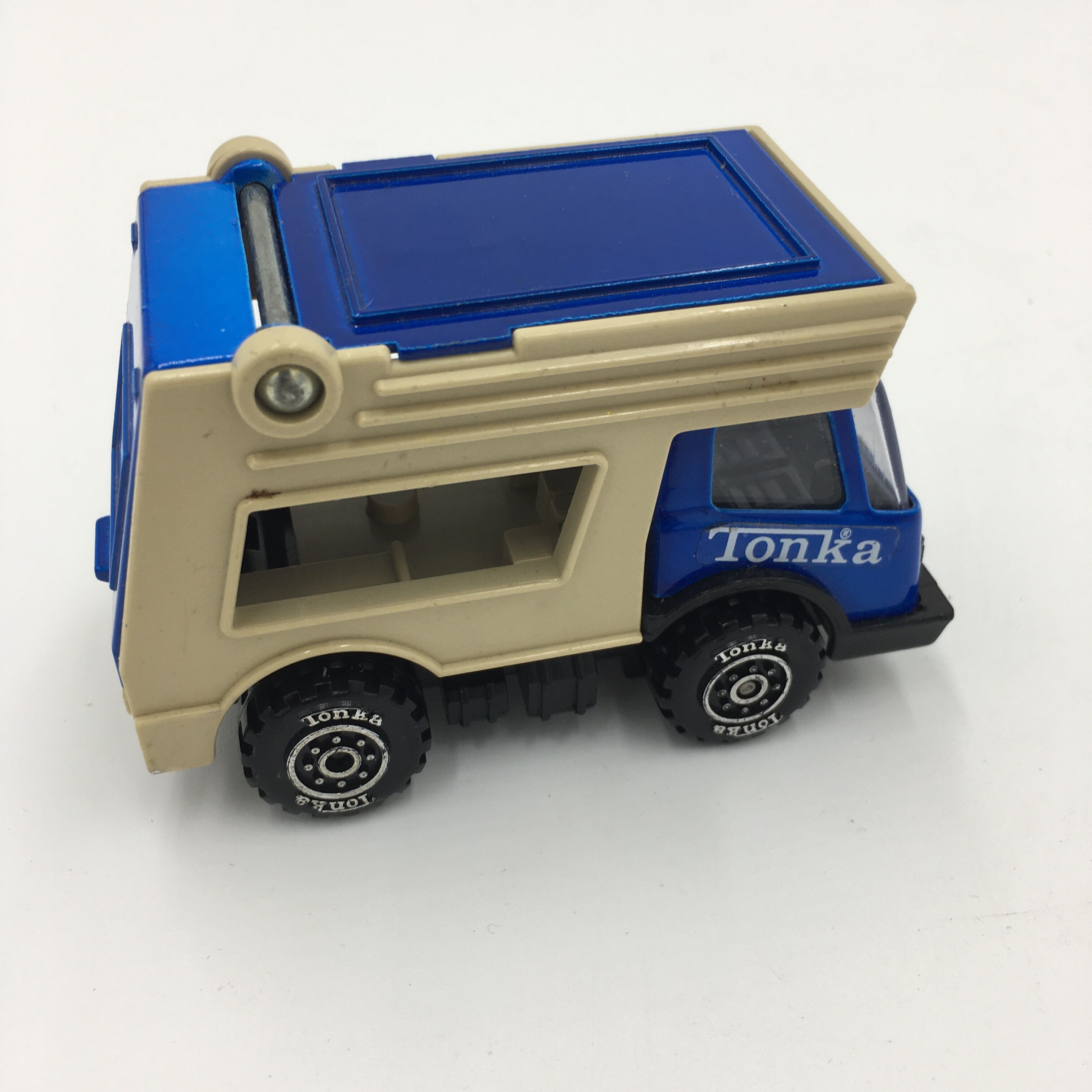 Tonka metal campervan