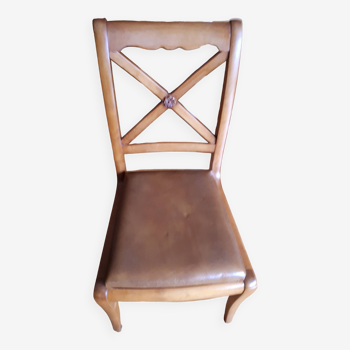 Chaise en bois assise en cuir