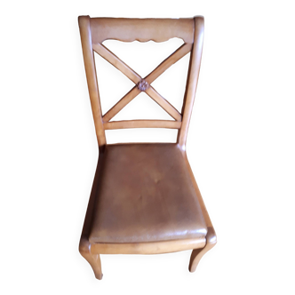 Chaise en bois assise en cuir