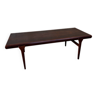Table basse en palissandre par Johannes Andersen pour Uldum Møbelfabrik