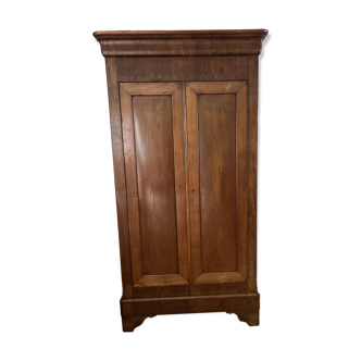 Armoire ancienne en merisier, style Louis Philippe, 2 portes