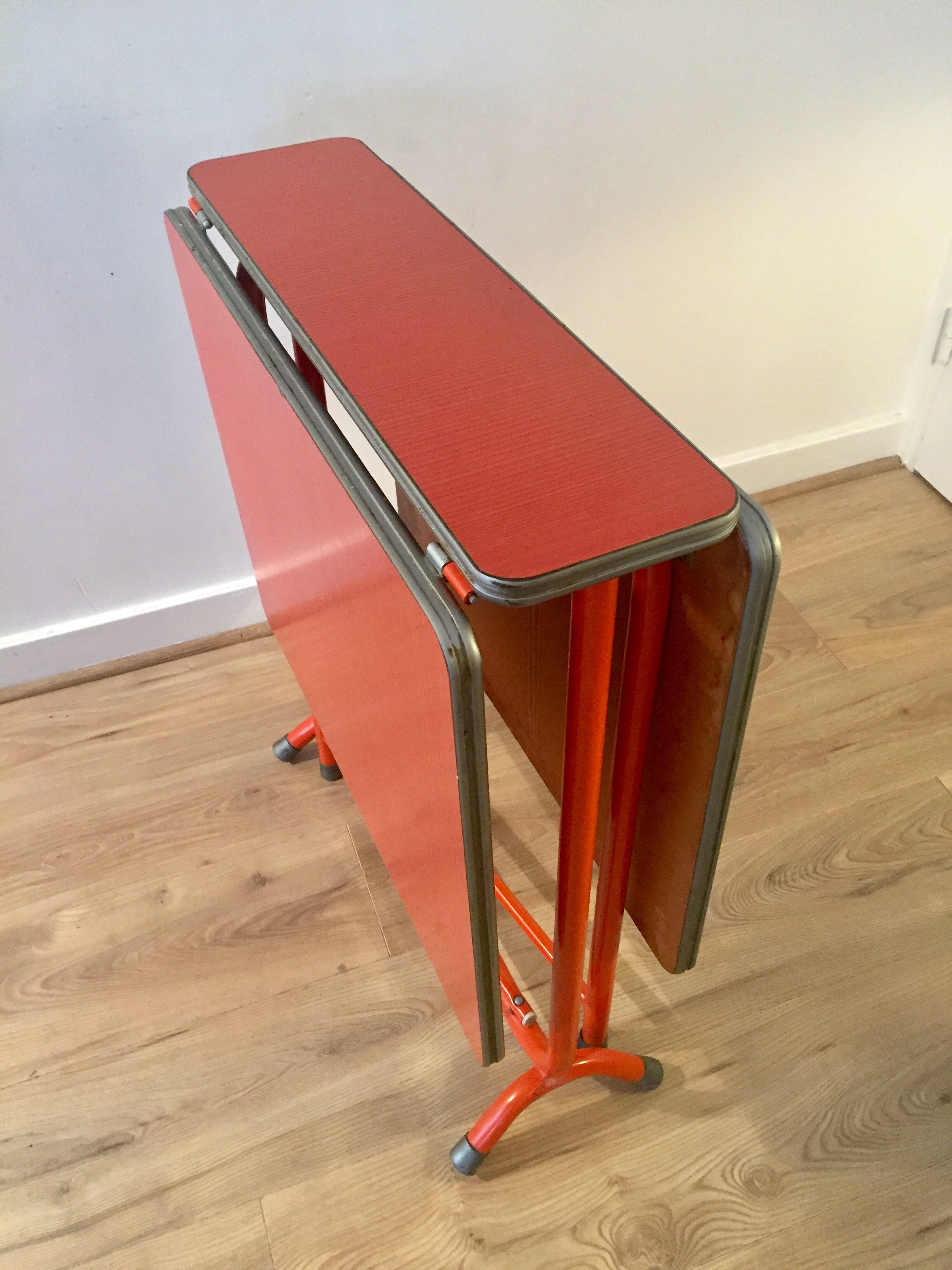 Table pliante pliable formica orange vintage
