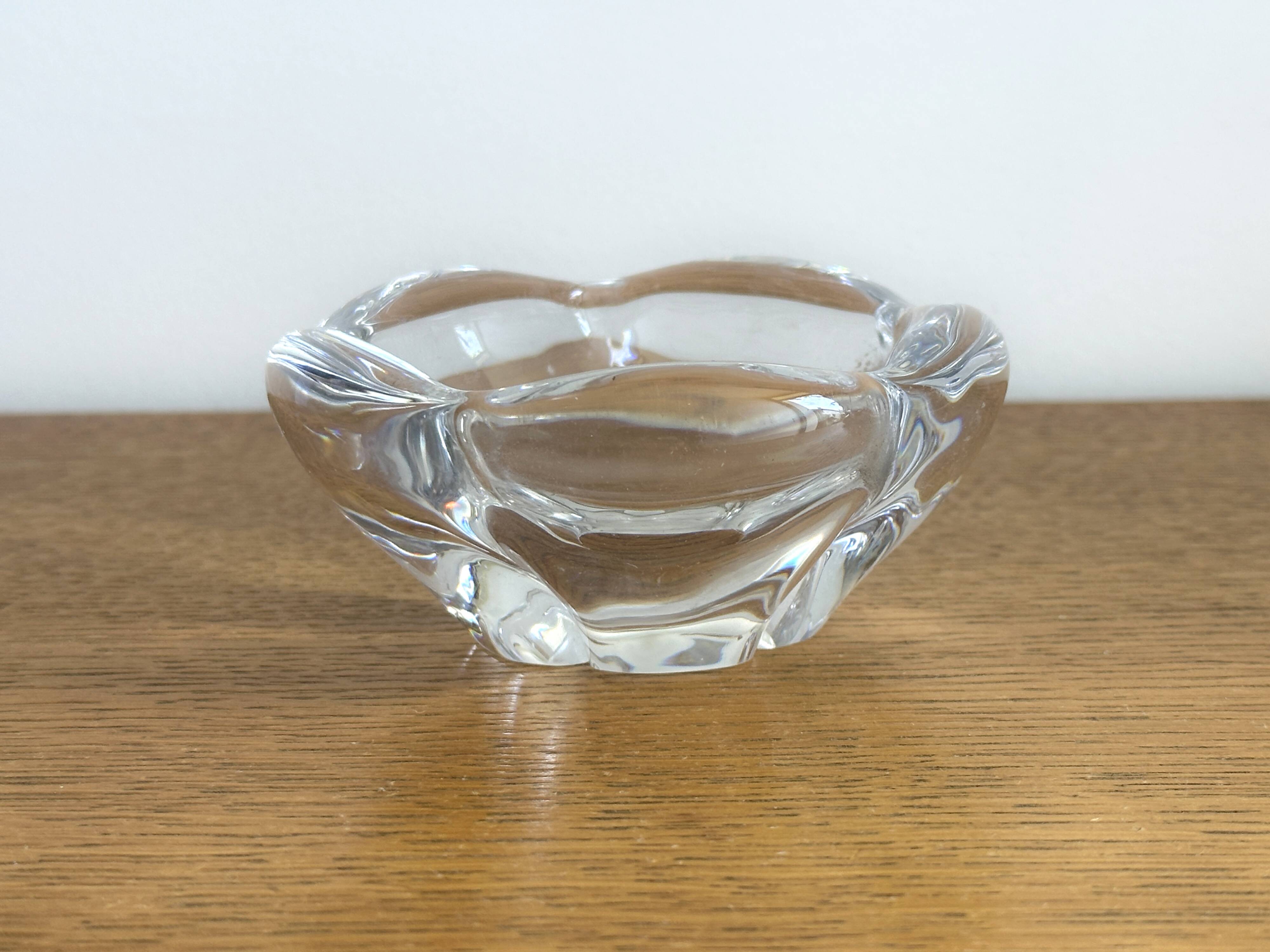 Coupelle / vide poche / mortier et pilon en cristal de Daum signé