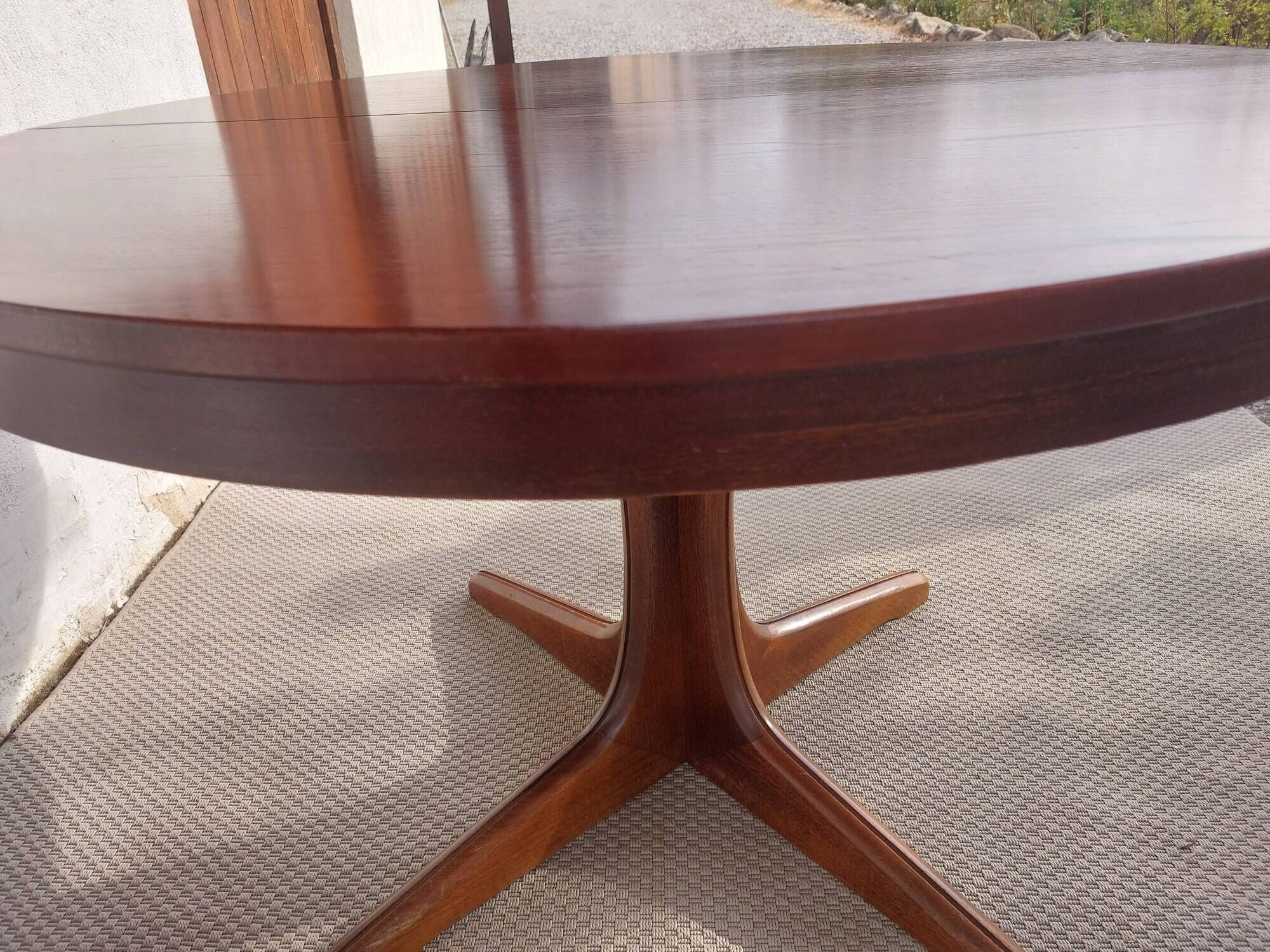 round/oval table with extension, central leg, dark shade, Baumann design