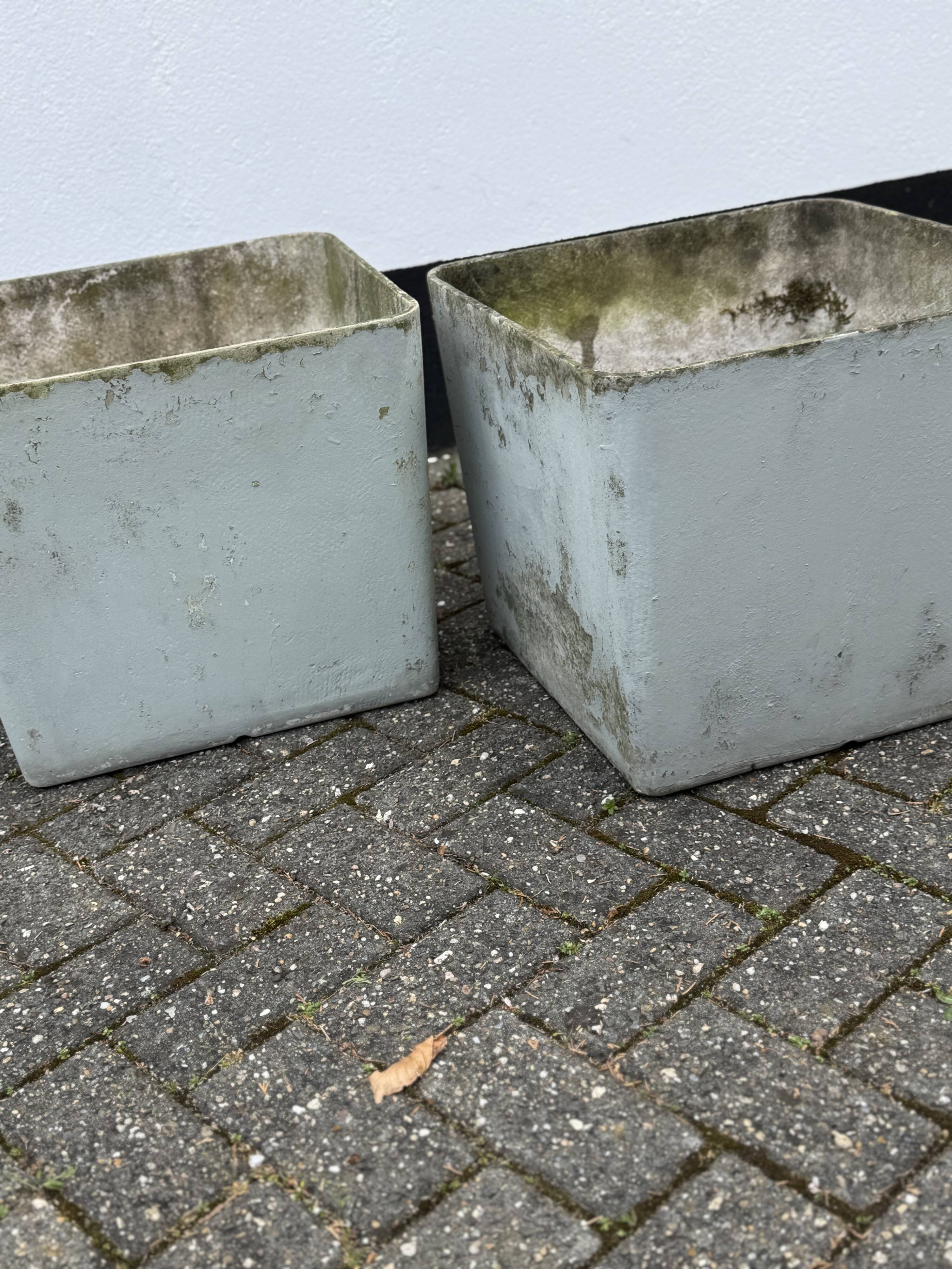 Paire de jardinières carrées