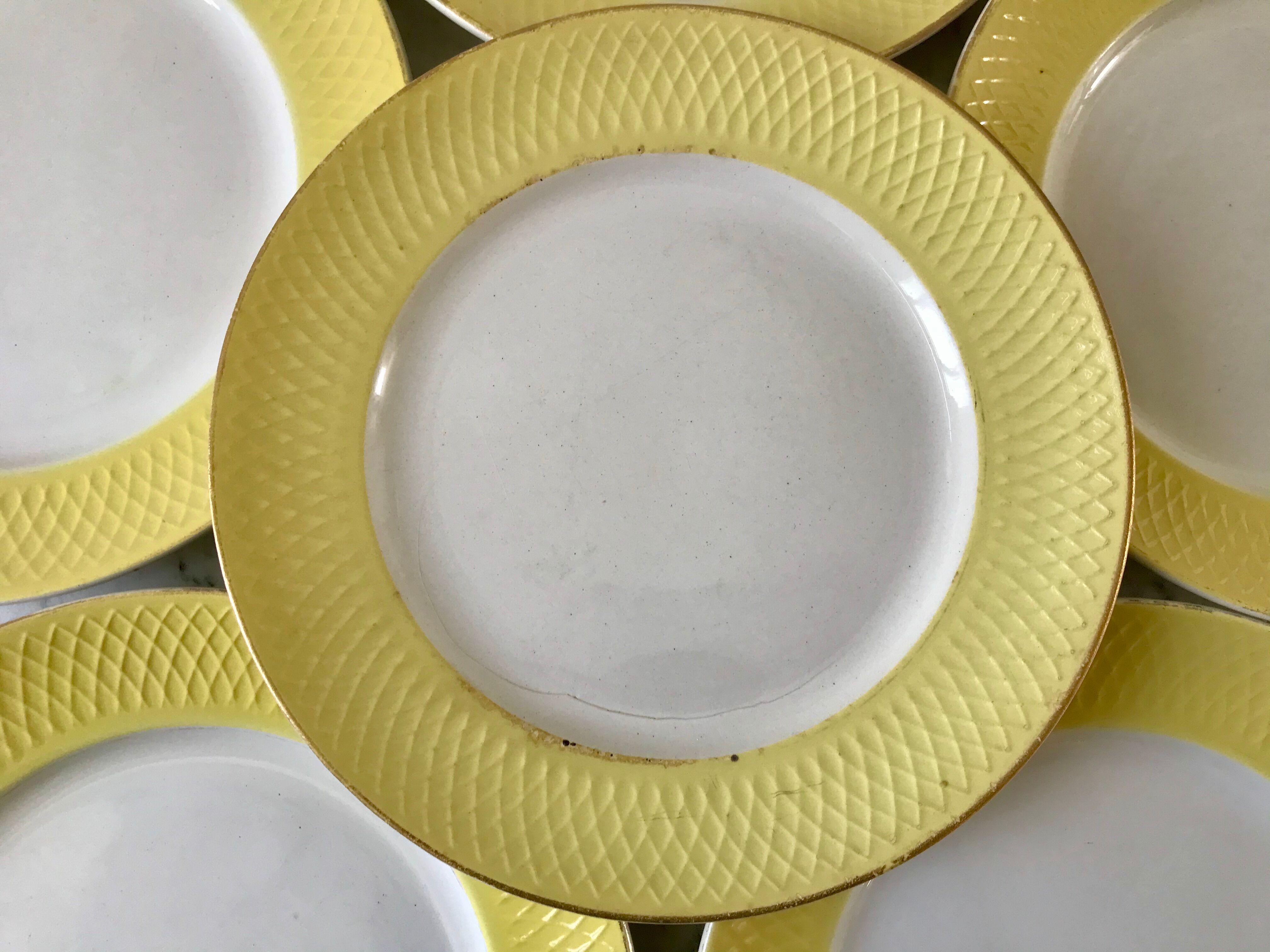set of 6 flat plates Moulin des Loups textured canary yellow 50s