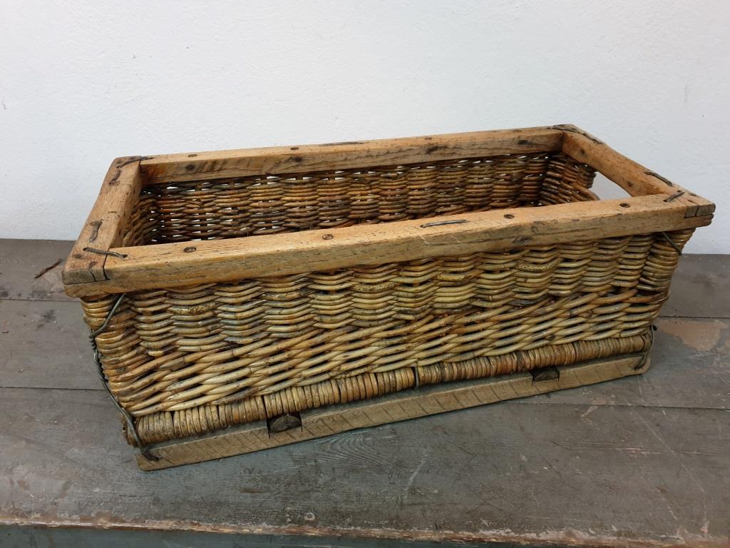 Bakery basket