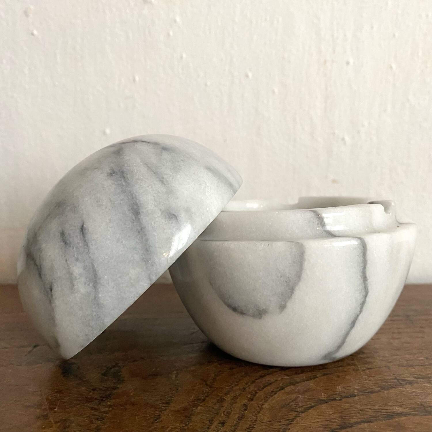 Marble ball ashtray
