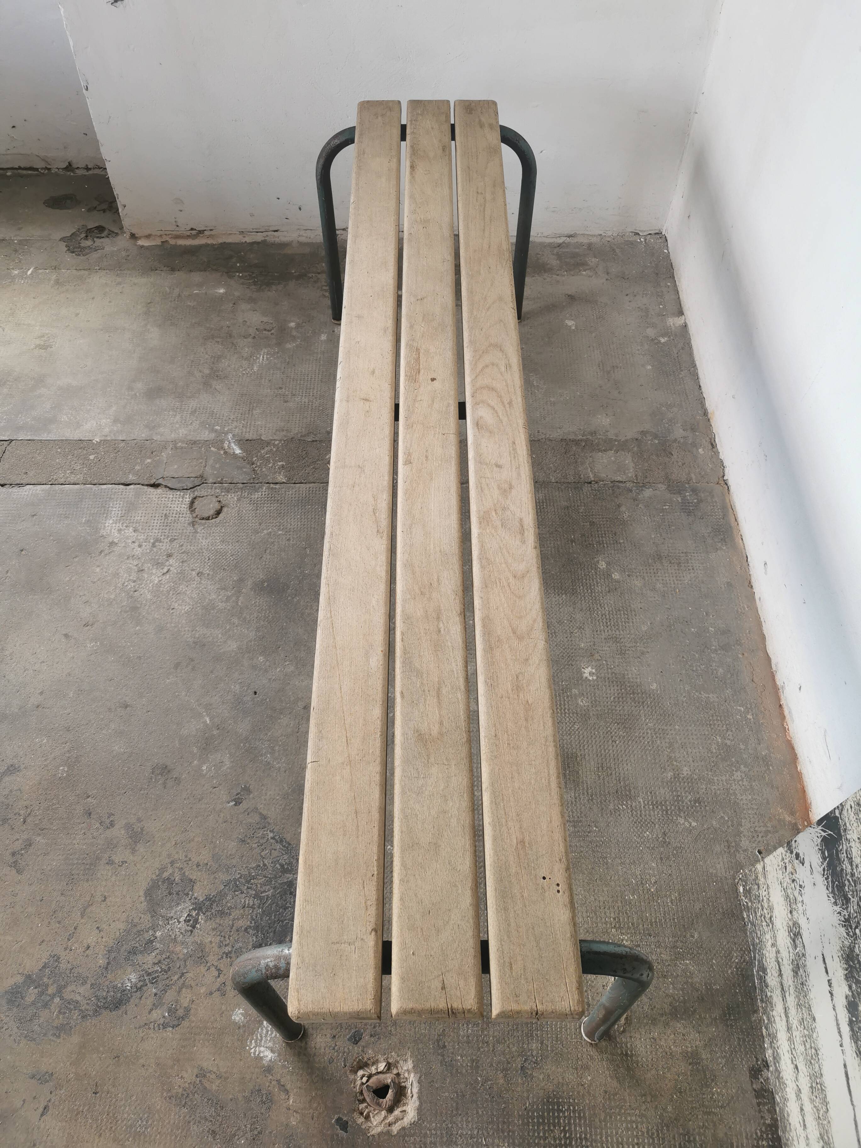 Banc d'écolier vintage 1960