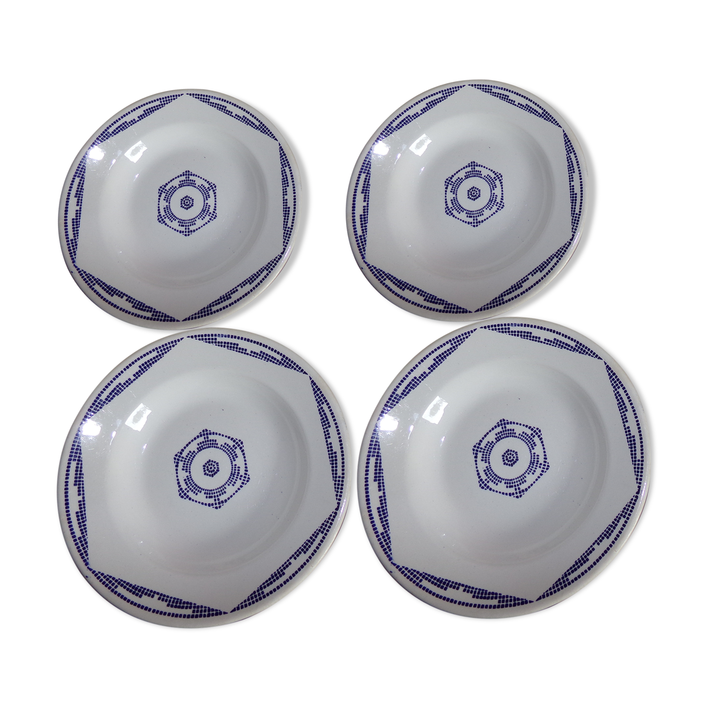 Set of 4 soup plates of the Faiencerie Nouvelle of Givors France