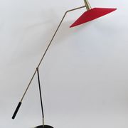 Articulated floor lamp with counterweight mid-century by Rupert Nikoll, nickel, brass.