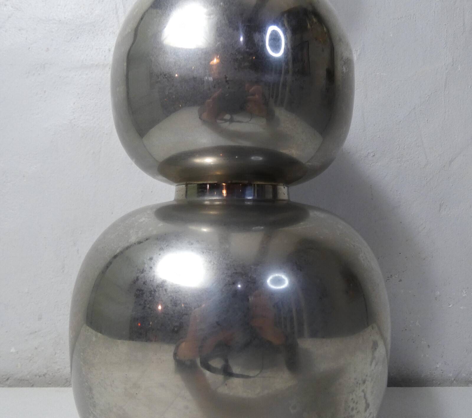 Vintage Space Age lamp with silver chrome metal ball base and DRIMMER H lampshade