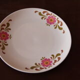 4 cups and dessert plates with vintage flower