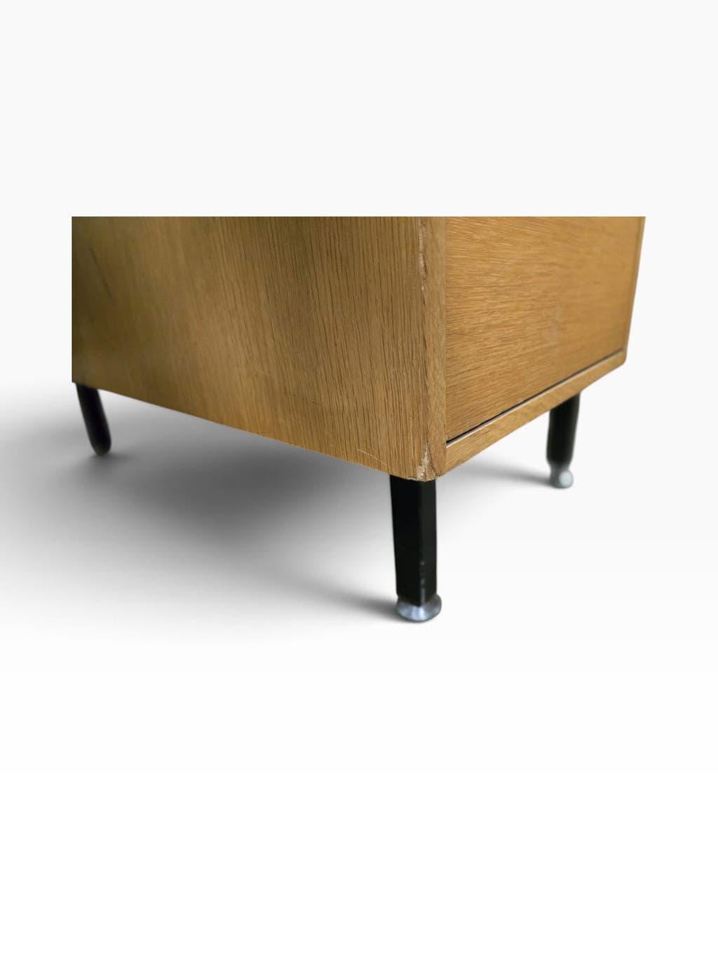 Vintage wooden desk Ekaa