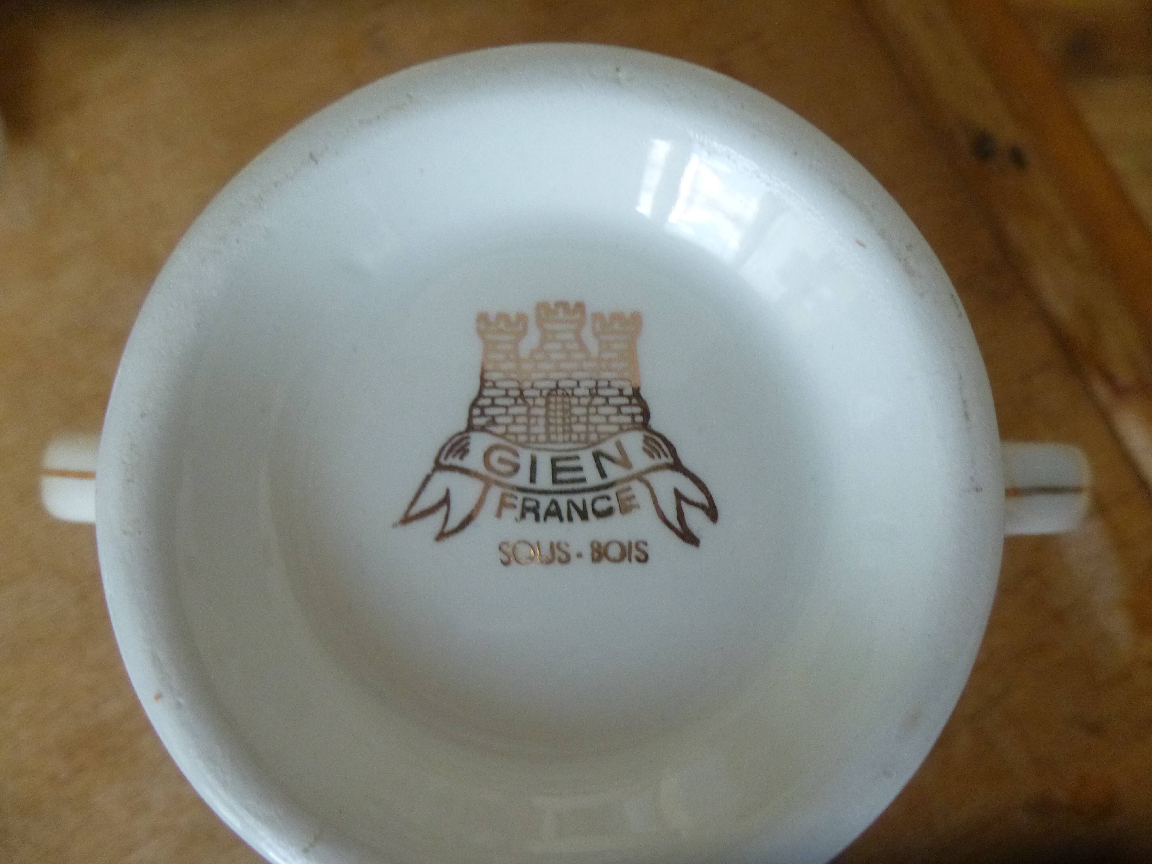 3-piece Gien earthenware service