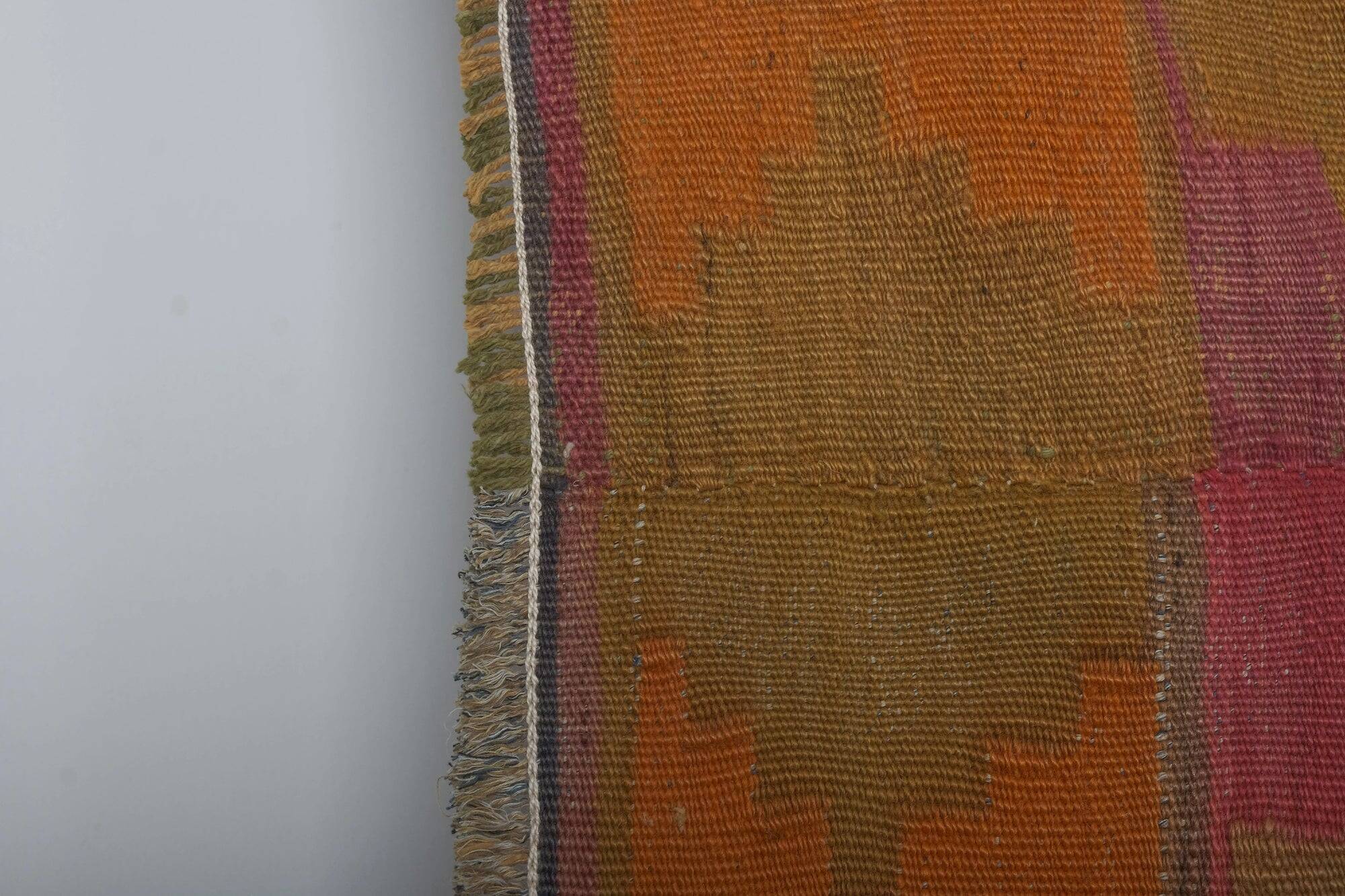 Vintage Turkish kilim, handwoven, 195x321 cm.