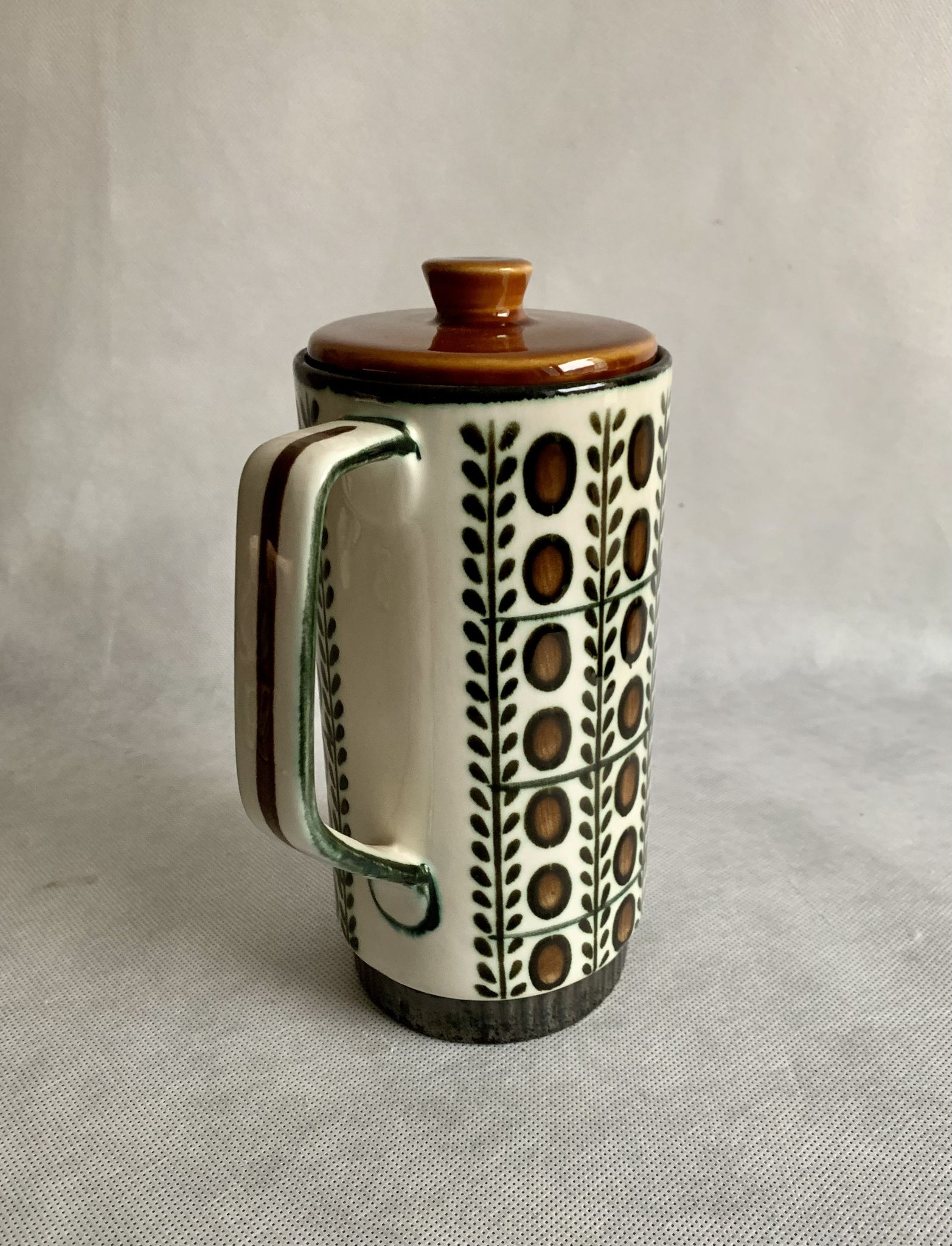 Pottery teapot Boch Rambouillet Noix, 1960s