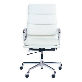Vitra Eames EA 219 highback softpad deskchair in white leather, 1990s