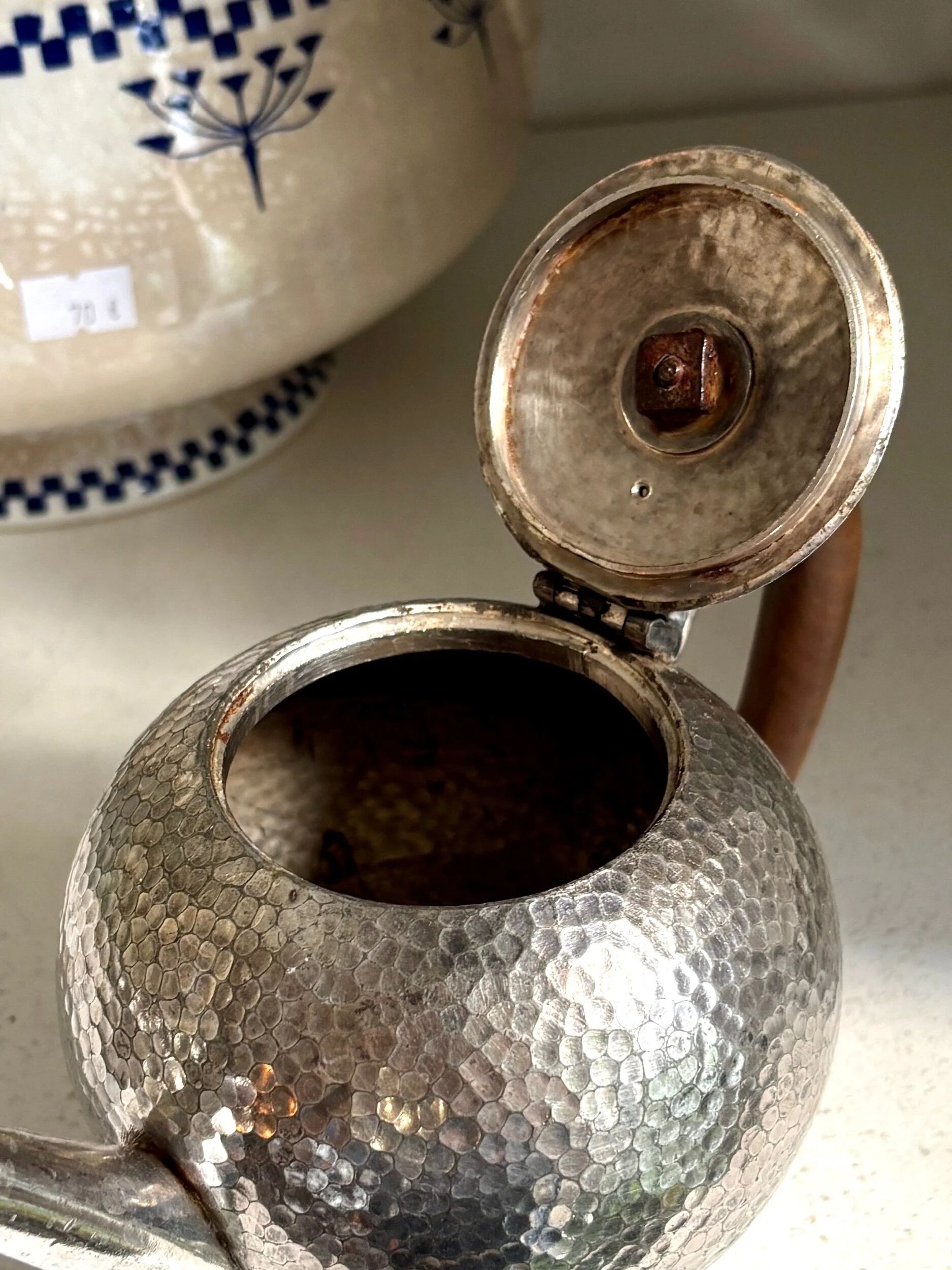 Selfish service in hammered silver-plated metal, 1930s - 3 pieces