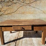 Table basse de ferme