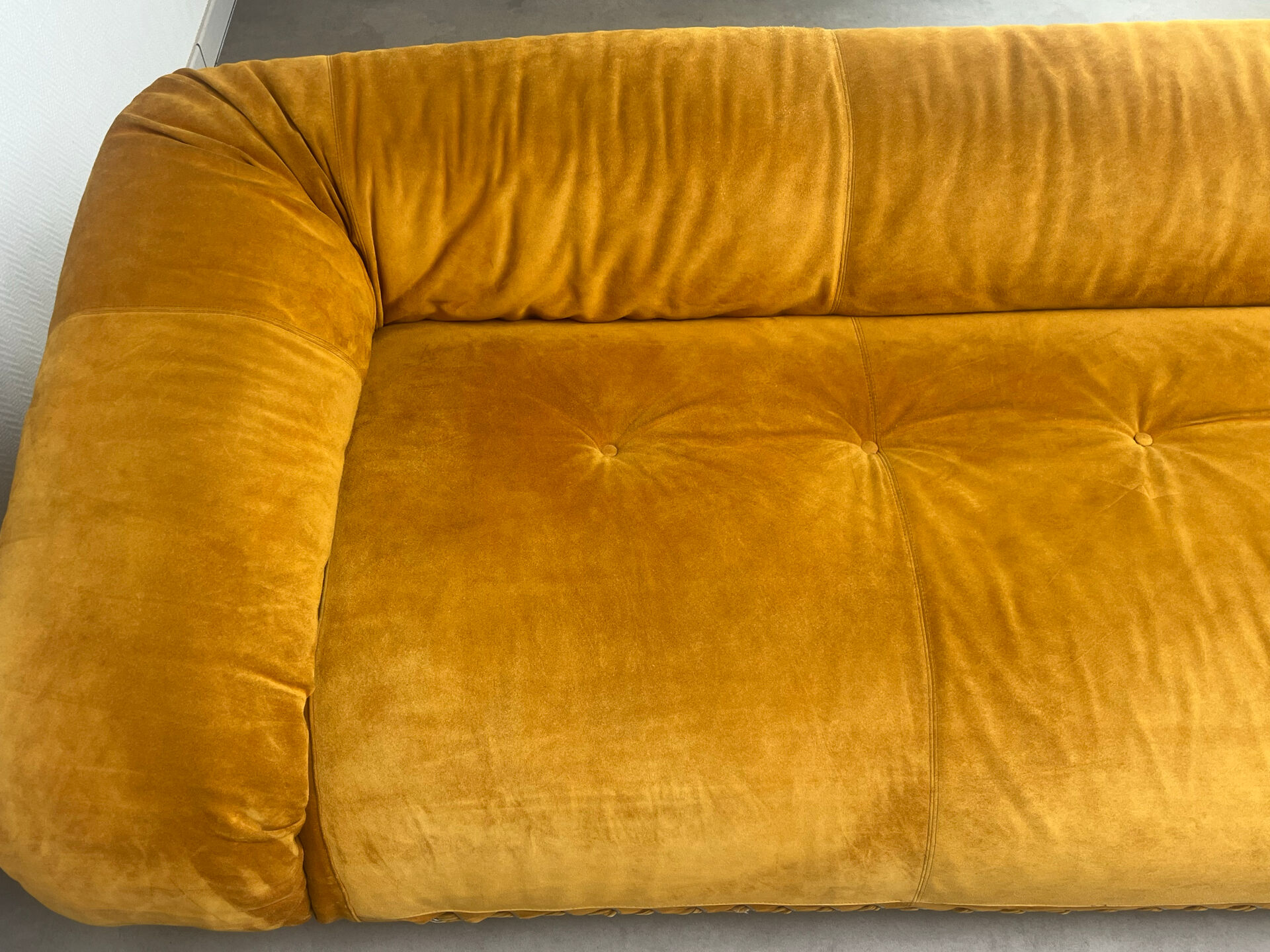 Nubuck leather amphibious sofa by Alessandro Becchi for Giovannetti,