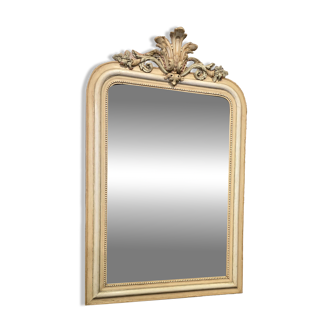 Mirror with a sculpted pediment, stucco and painted wood in the Napoléon III style - early