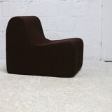 Chauffeuse, mousse et velours . Circa 1970