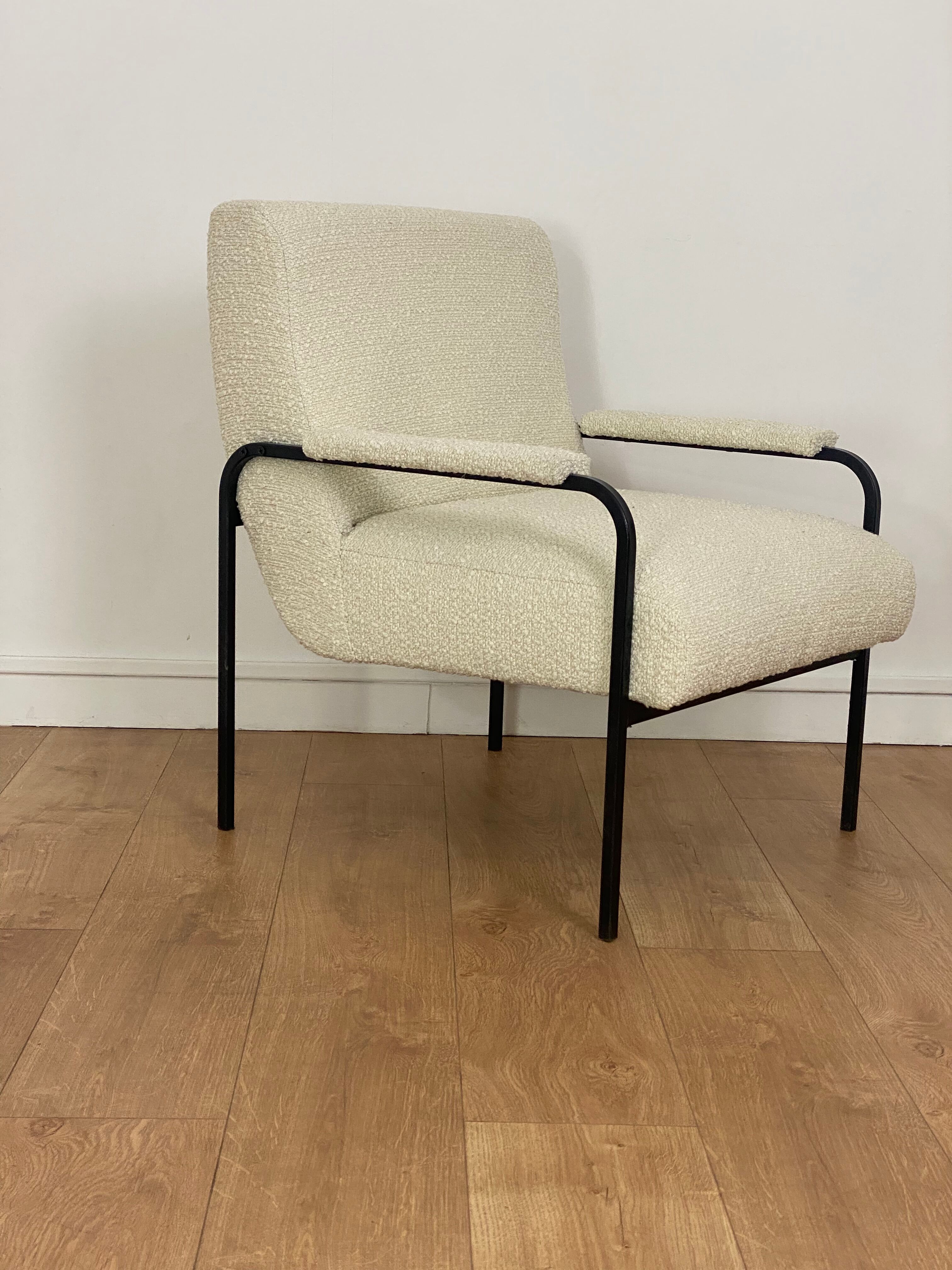 Armchair Pierre Guariche model Memphis vintage
