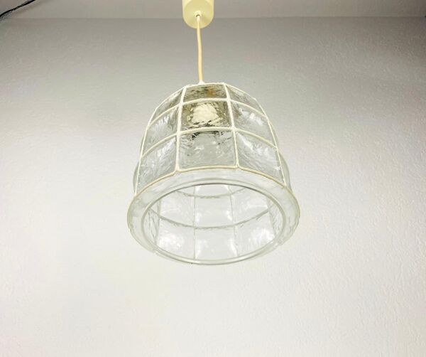 Lampe pendante en fer et verre de Glashütte Limburg, années 1960